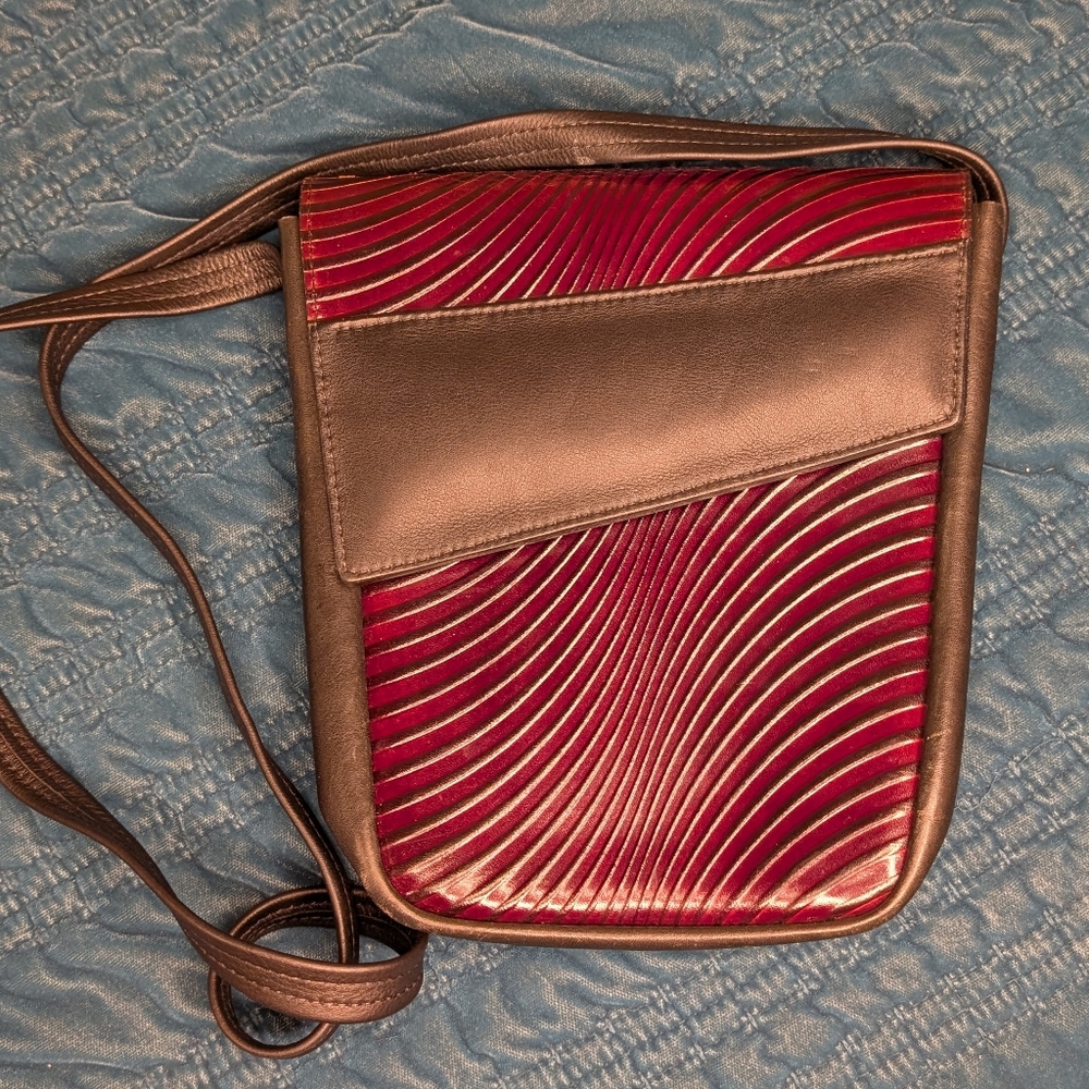 Chic Red and Brown Crossbody Bag